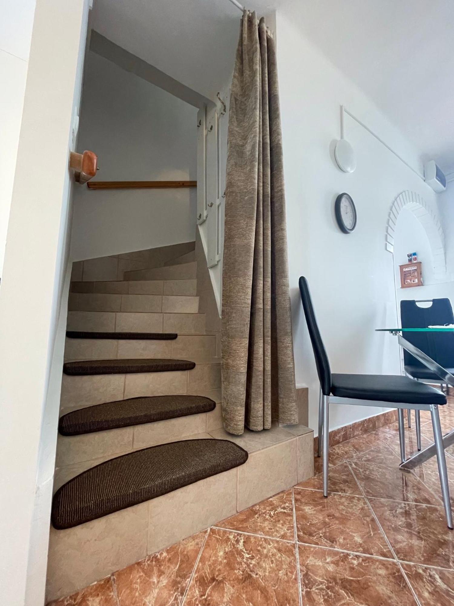 Var-Lak Apartman Balatonfůzfő Bagian luar foto